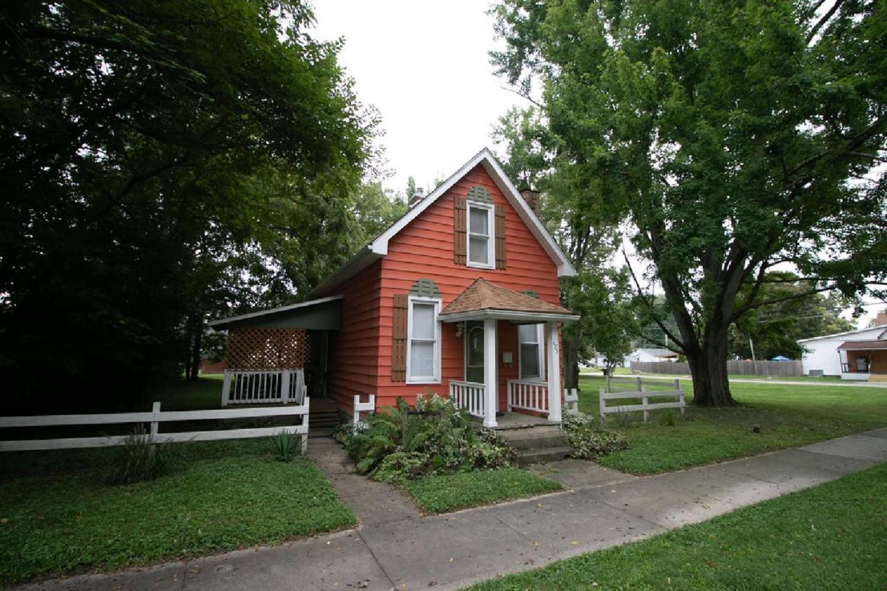 Downtown 2 Bedroom Cottage, Sleeps 6, Walking Distance To Honeywell, Downtown Restaurants, Shopping Wabash Zewnętrze zdjęcie