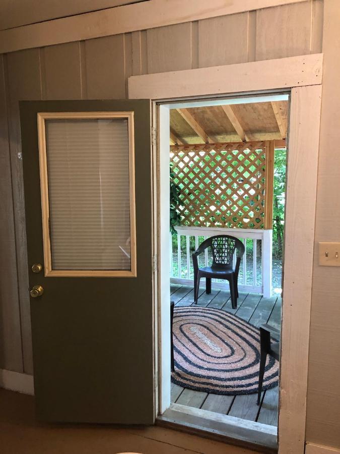 Downtown 2 Bedroom Cottage, Sleeps 6, Walking Distance To Honeywell, Downtown Restaurants, Shopping Wabash Zewnętrze zdjęcie