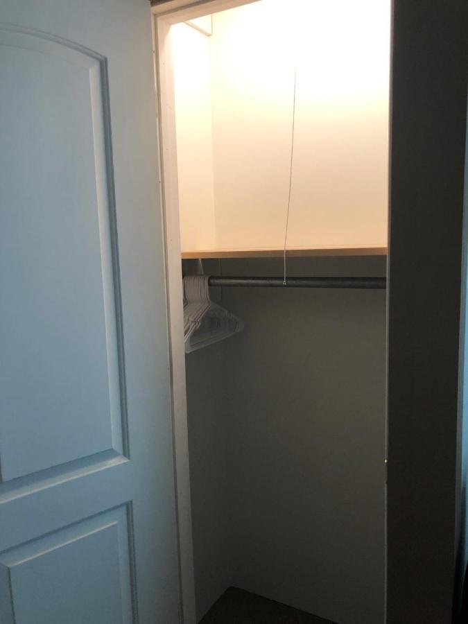 Downtown 2 Bedroom Cottage, Sleeps 6, Walking Distance To Honeywell, Downtown Restaurants, Shopping Wabash Zewnętrze zdjęcie